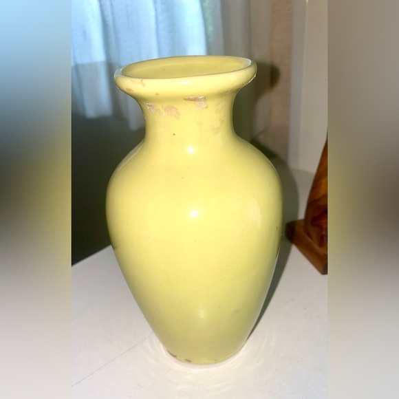Yellow Floral Vase. 🏺 Vintage. Hand painted porcelain - Picture 5 of 6